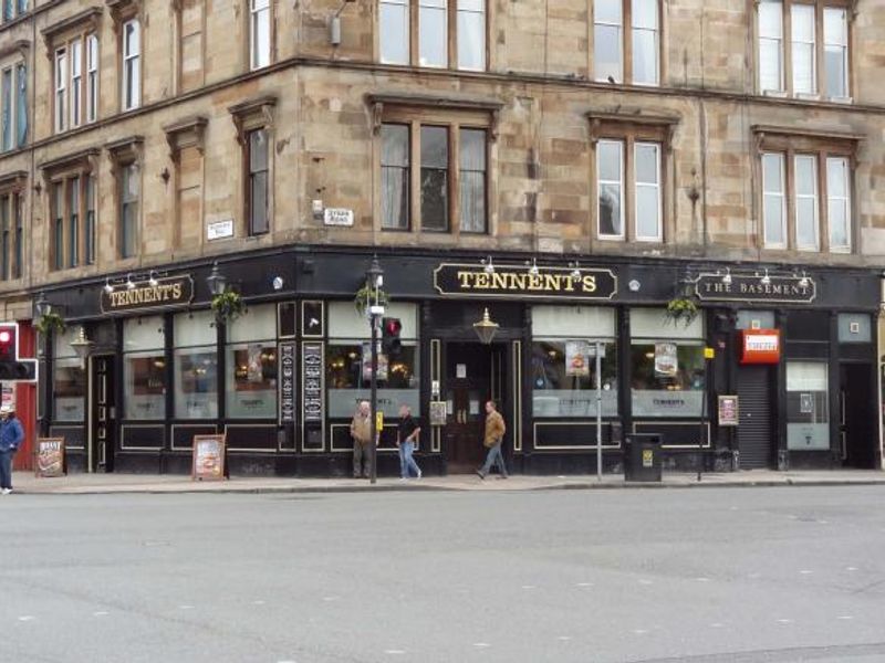 (Pub, External, Bar, Restaurant, Sign). Published on 01-09-2013