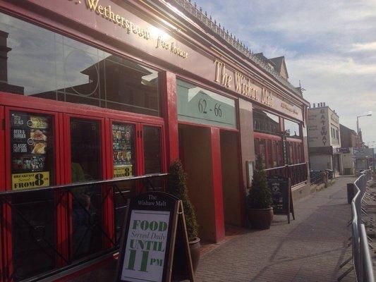 The front of the pub. (Pub, External, Key). Published on 01-09-2014