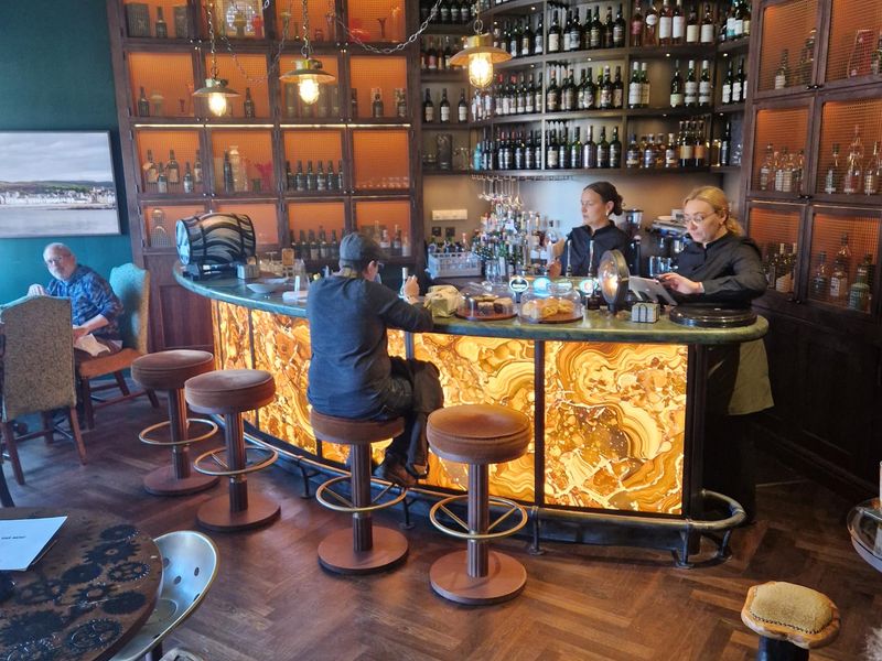 (Bar). Published on 04-05-2026 