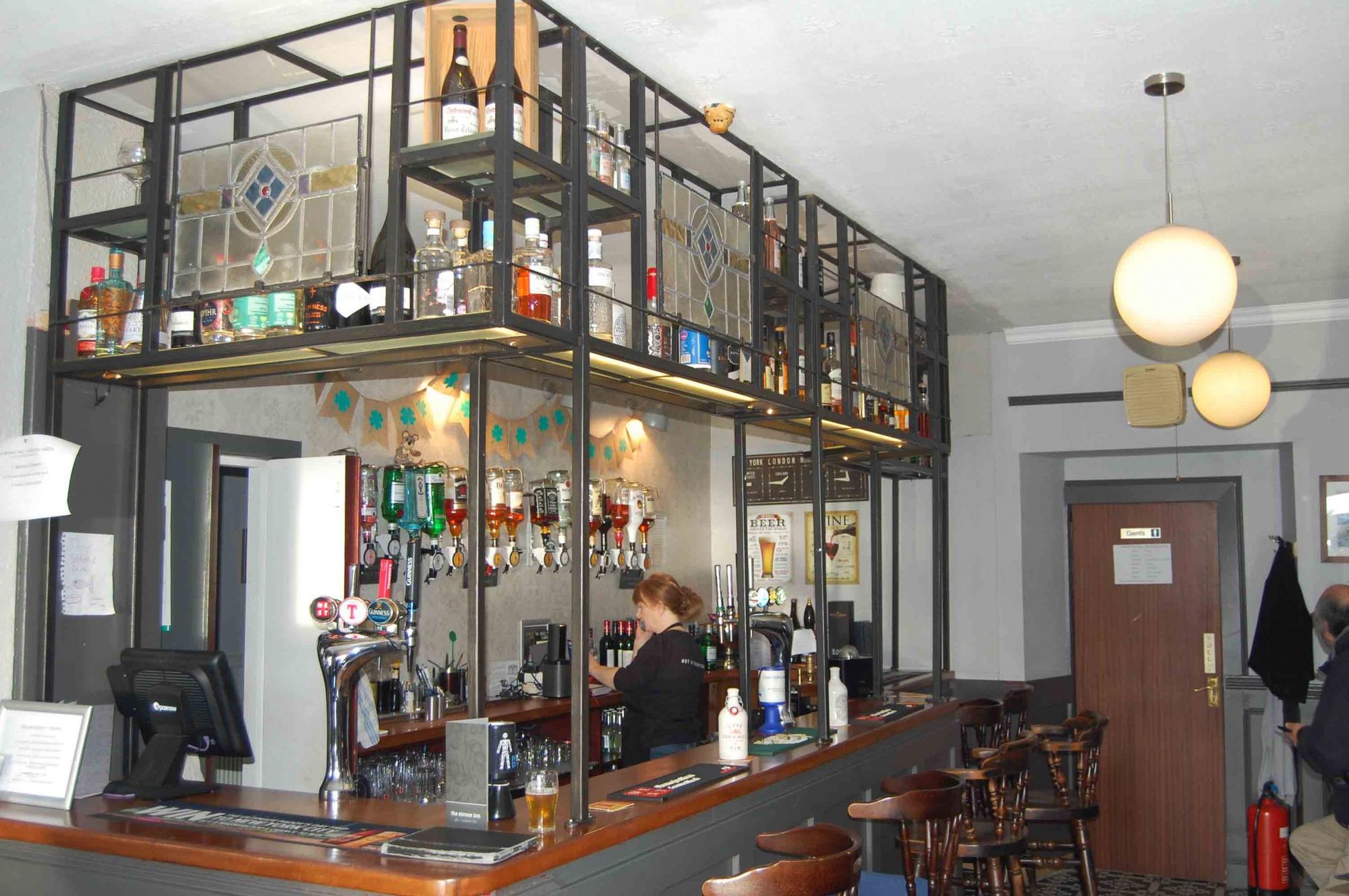 (Bar). Published on 28-10-2018