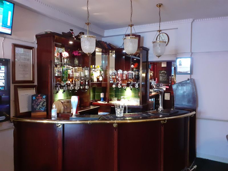 (Pub, Bar). Published on 19-09-2026 