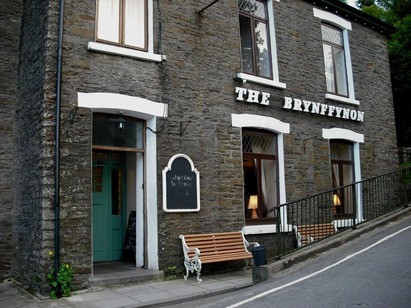 Brynffynon in Llanwonno. (Pub, External, Key). Published on 29-05-2018