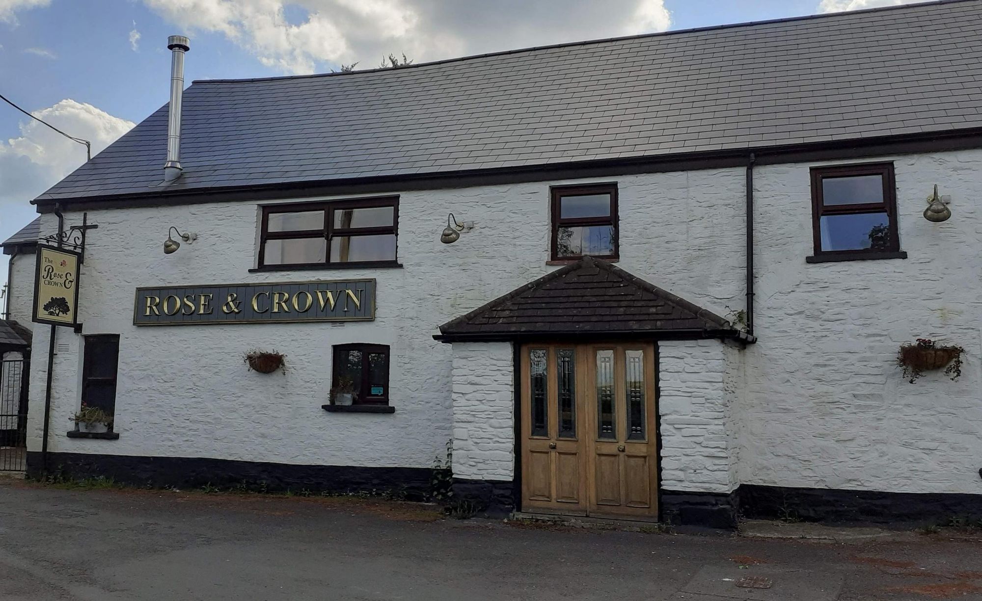 (Pub, External, Key). Published on 06-06-2022