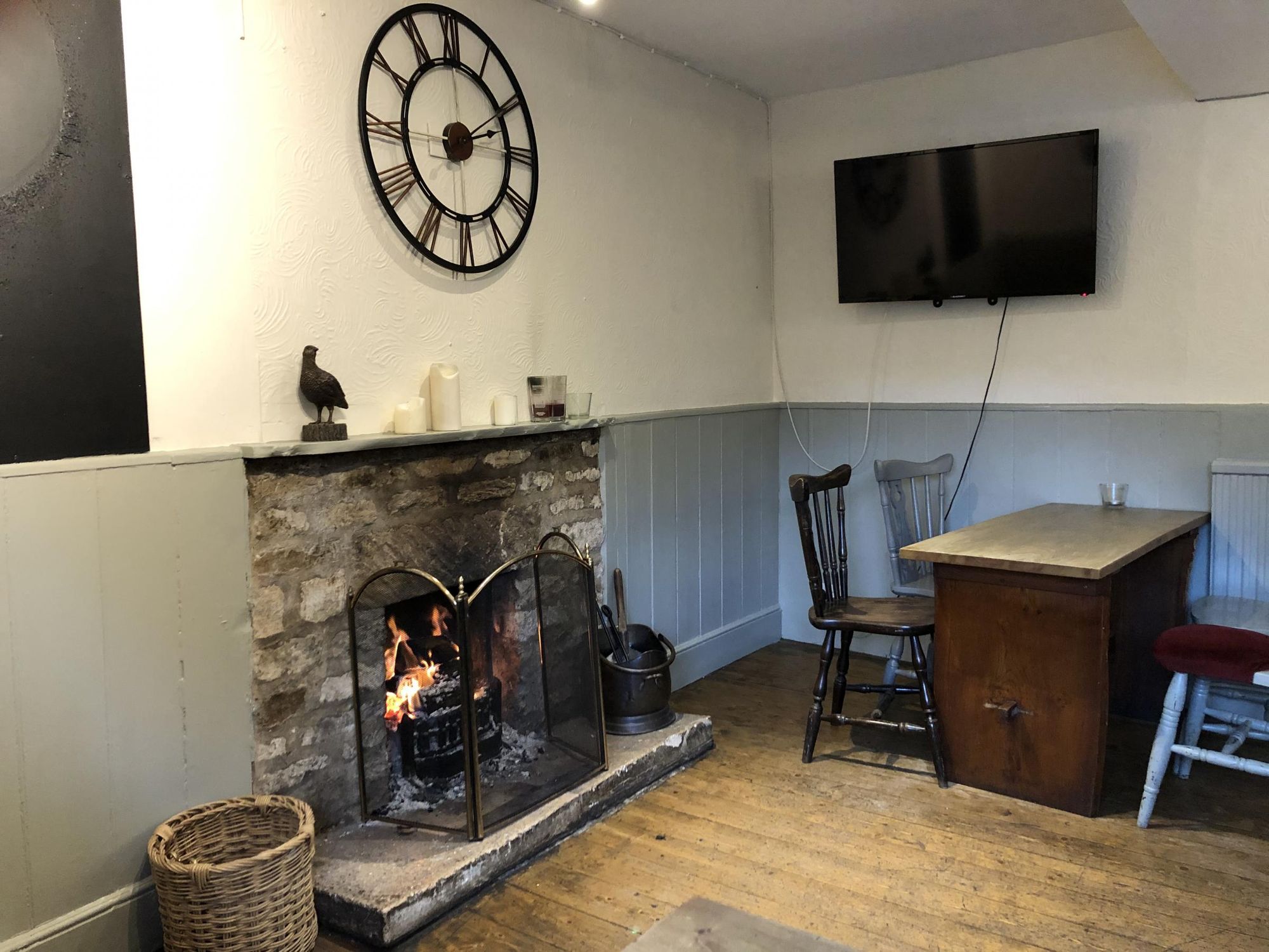Fire in the Bar. (Bar). Published on 16-10-2020