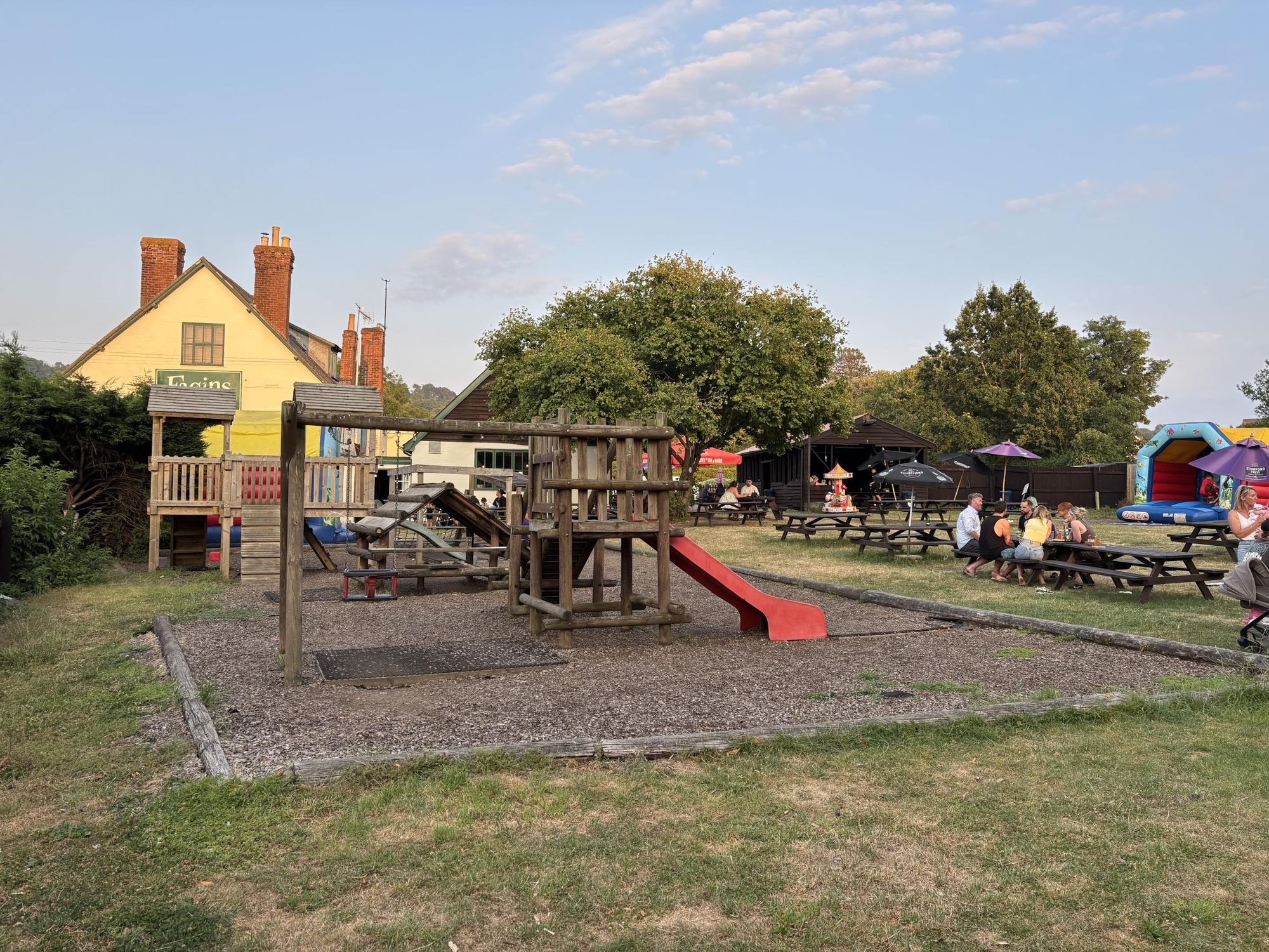Kids play area. (External, Garden). Published on 18-07-2026