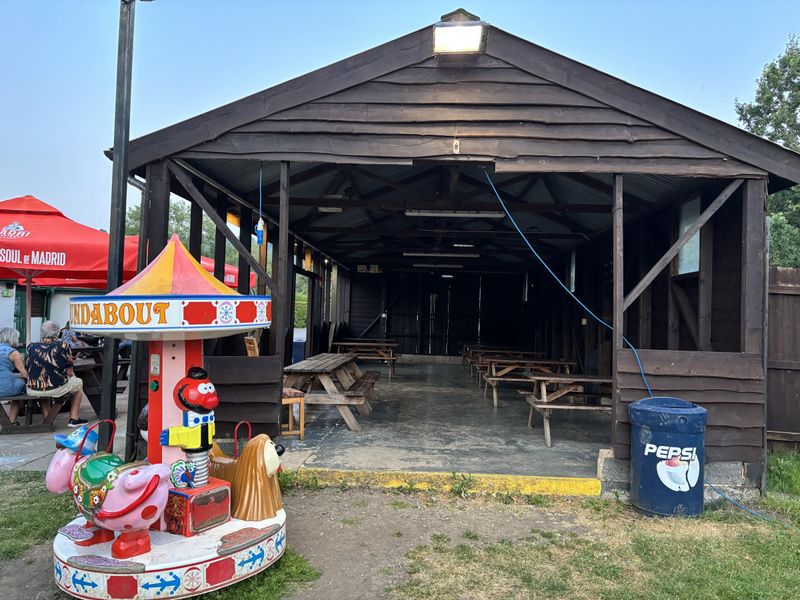 The barn - covered area in the garden. (External, Garden). Published on 18-07-2026 
