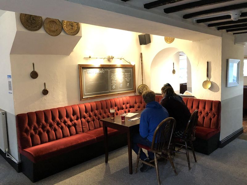 (Restaurant, Customers). Published on 10-10-2020 