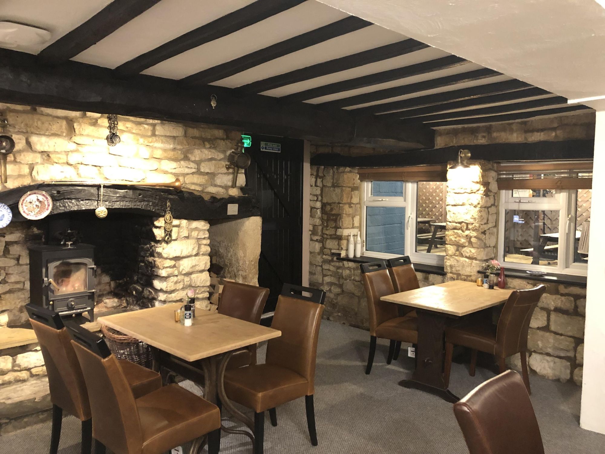Lounge real fire. (Restaurant). Published on 24-01-2024