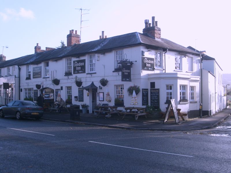 London Inn - Charlton Kings. (Pub, External). Published on 13-02-2014