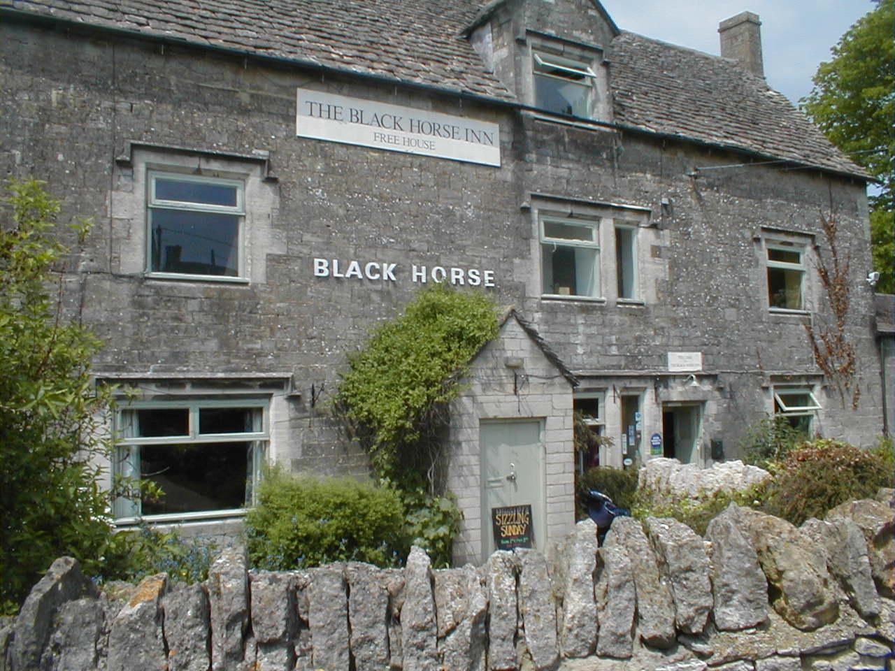 Black Horse, Amberley - CAMRA Experience