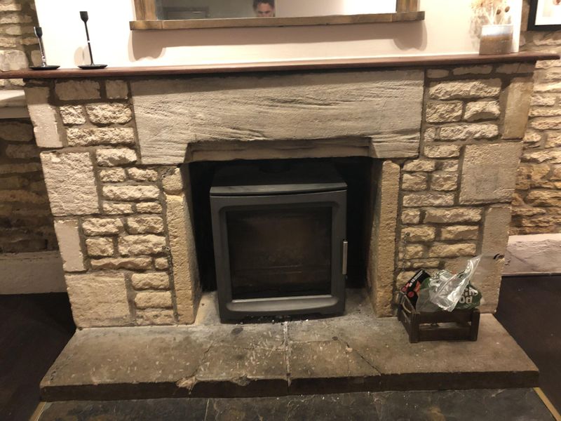 wood burner in the restaurant. (Restaurant). Published on 02-11-2022