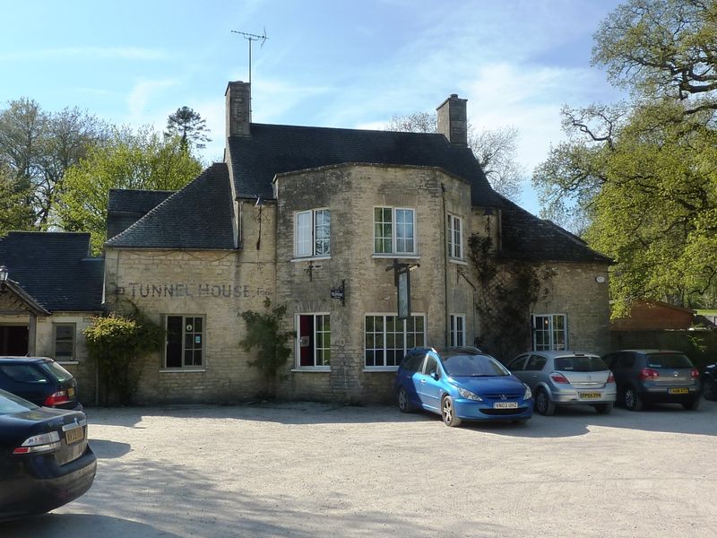 Tunnel Hoouse - Coates. (Pub, External). Published on 16-02-2014