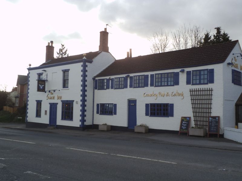 Swan Inn - Coombe Hill. (Pub, External). Published on 23-03-2014