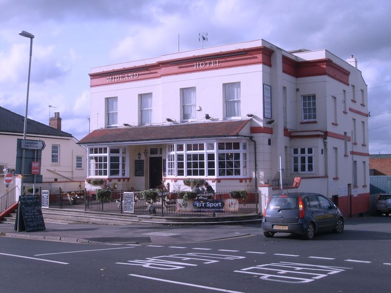Midland Hotel - Cheltenham - 2014. (Pub, External). Published on 09-02-2014 