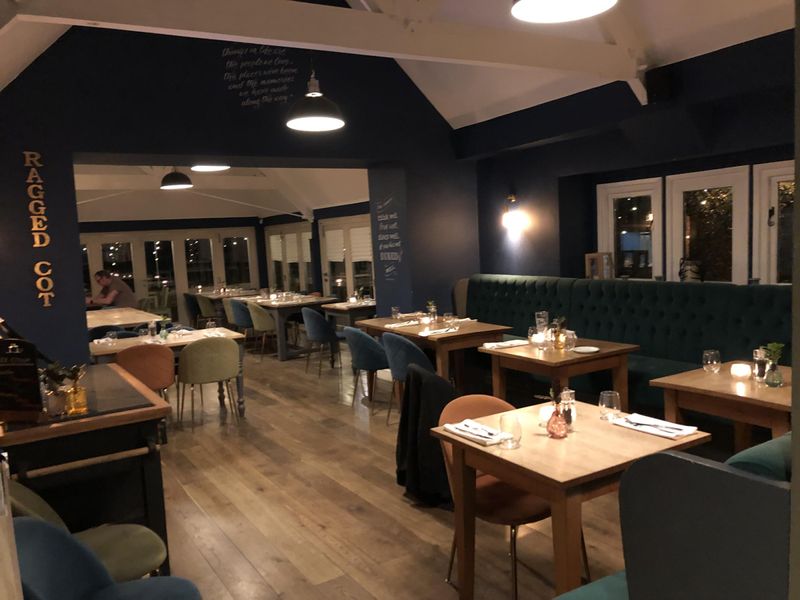 (Restaurant). Published on 28-01-2023