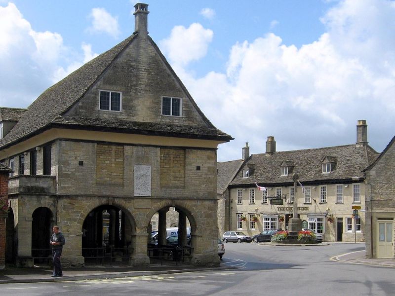 Crown from Market Square . (Pub, External, Key). Published on 07-11-2019