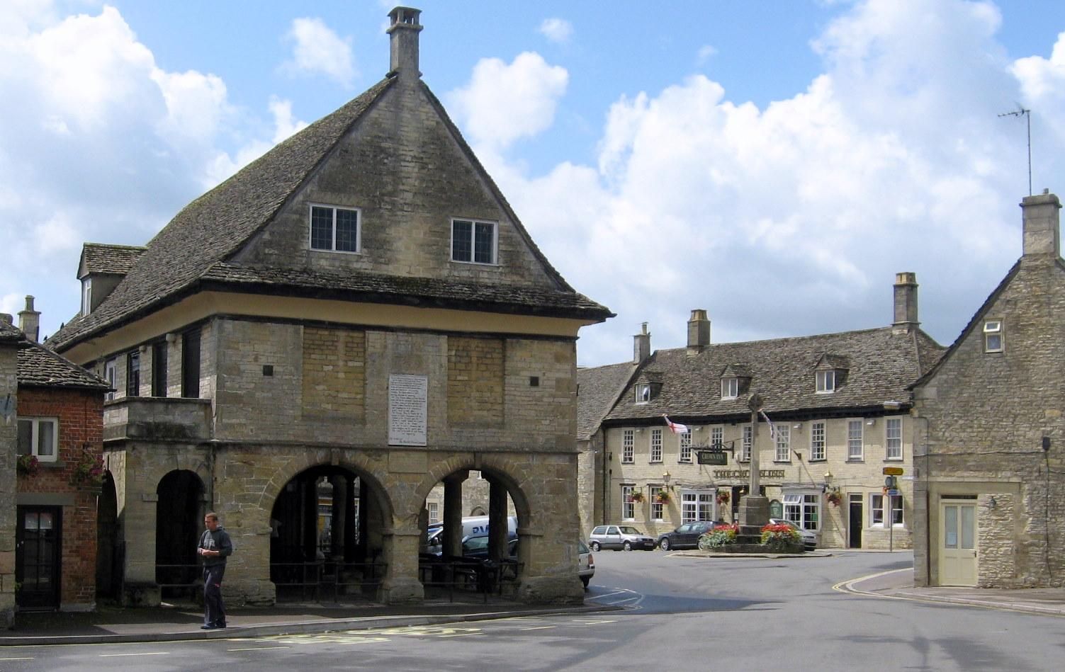 Crown from Market Square . (Pub, External, Key). Published on 07-11-2019