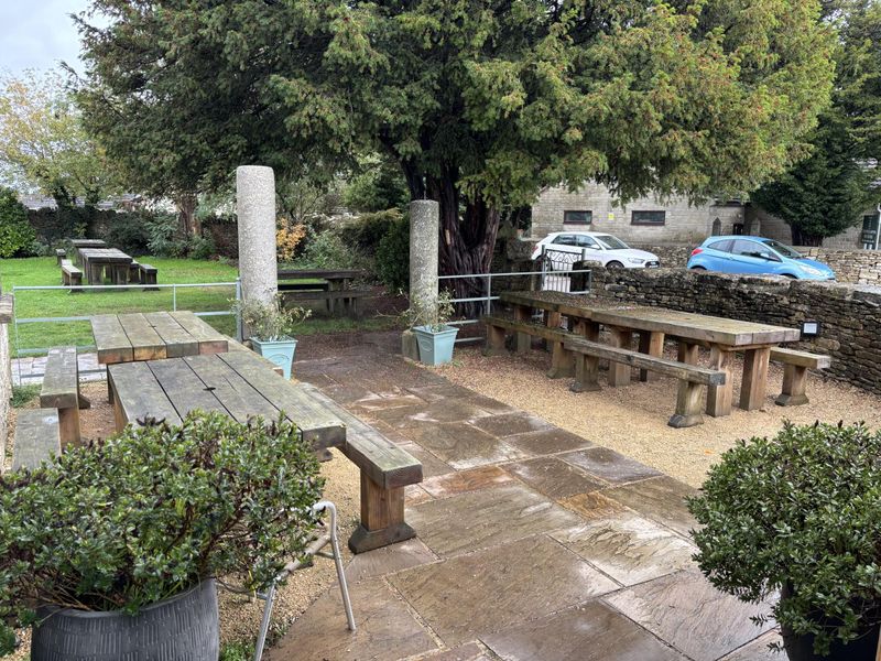 South facing patio area, disabled access route in. (External). Published on 21-10-2026 