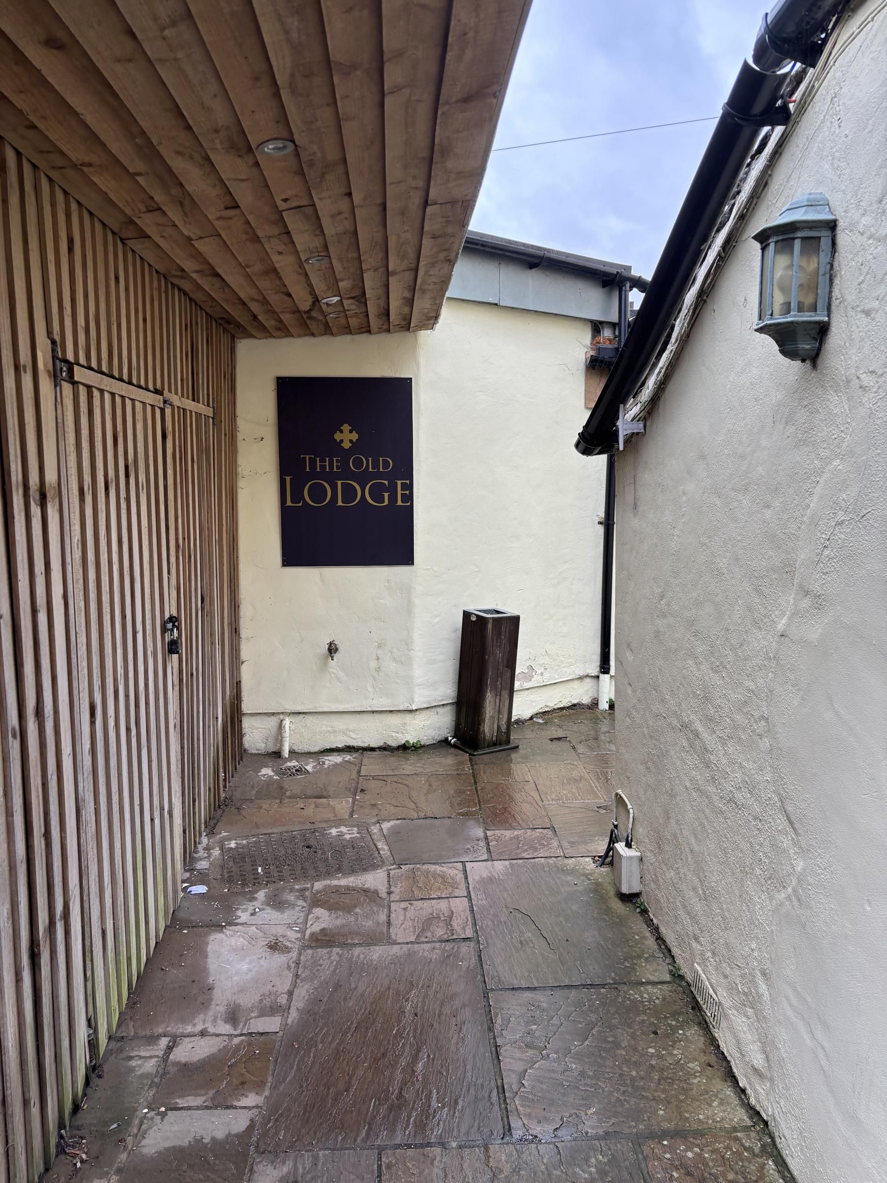 Disabled access in from patio. (External). Published on 21-10-2026