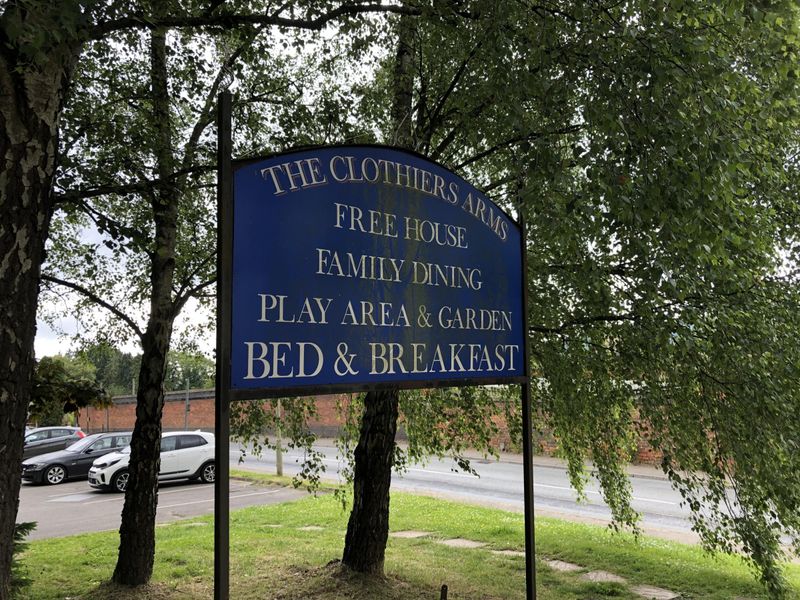 (External, Sign). Published on 29-06-2022