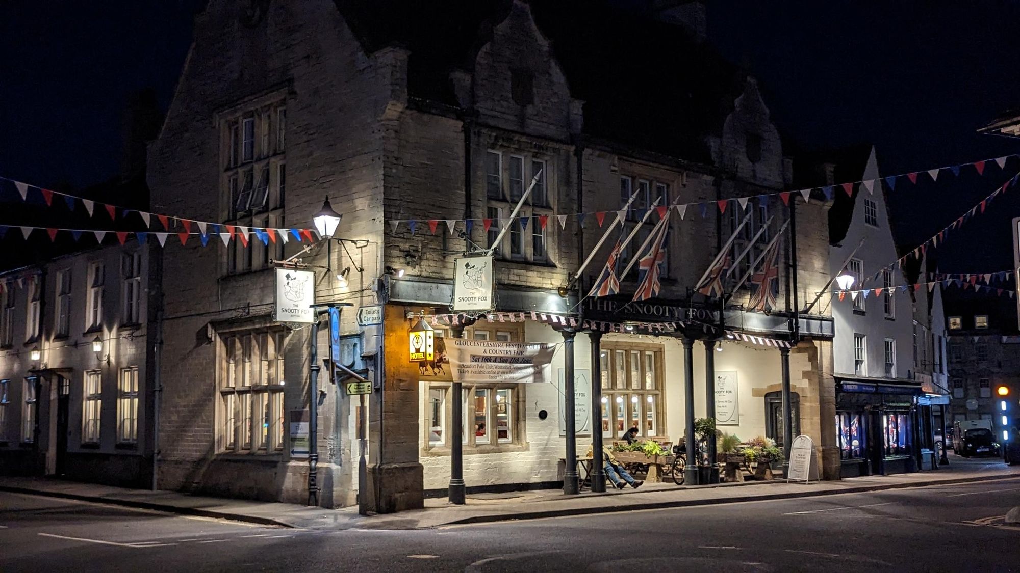 Exterior in Dark. (Pub, External, Key). Published on 30-09-2025