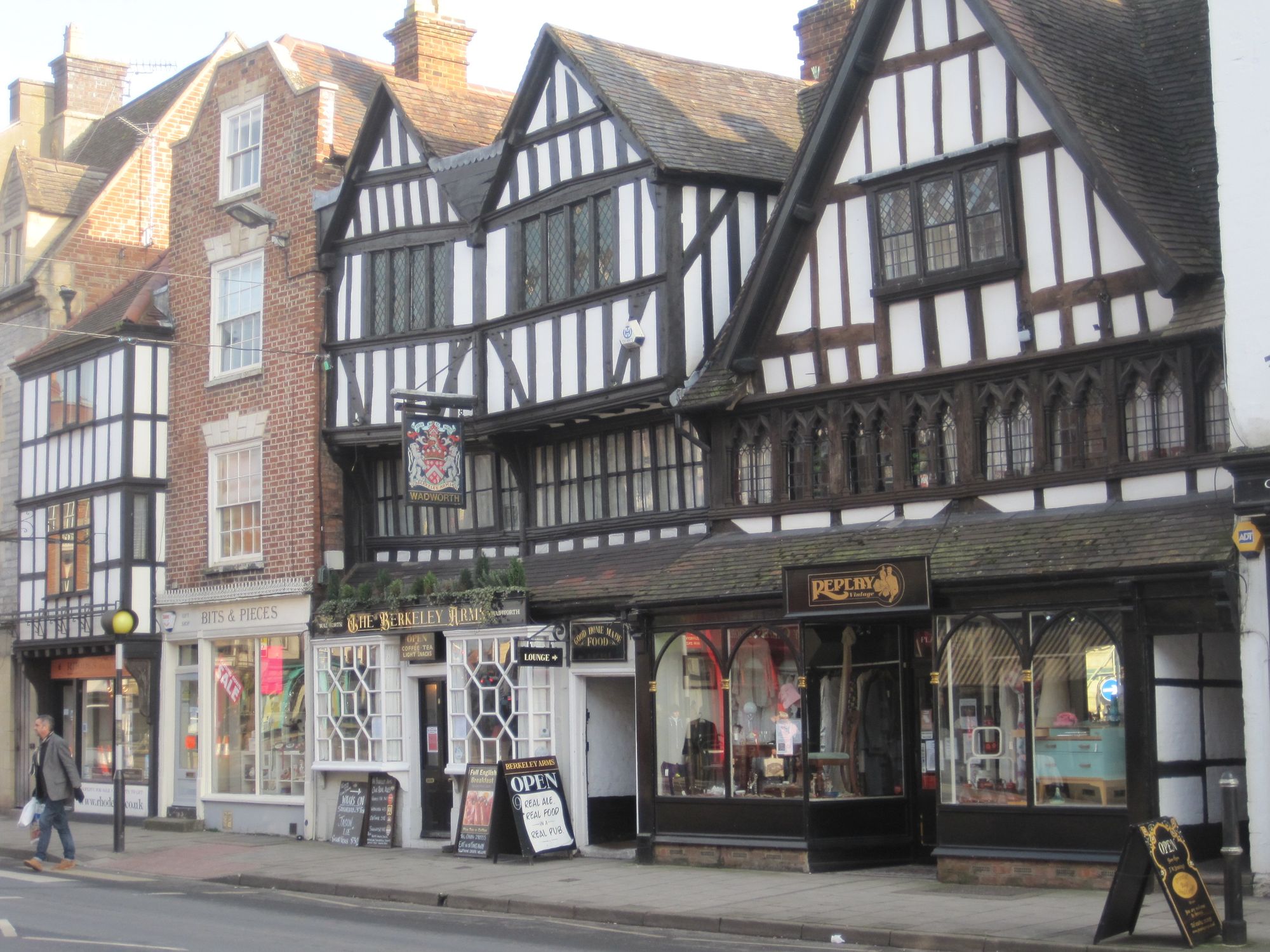 Berkeley Arms - Tewkesbury. (Pub, External). Published on 19-10-2013