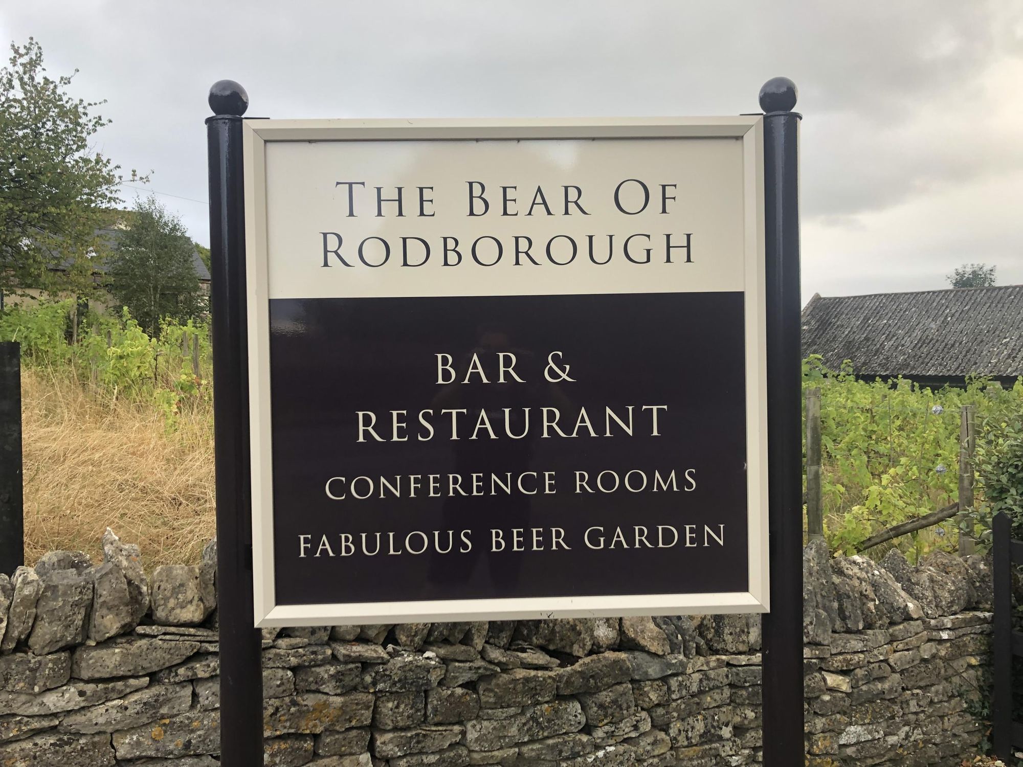 (External, Sign). Published on 27-08-2022