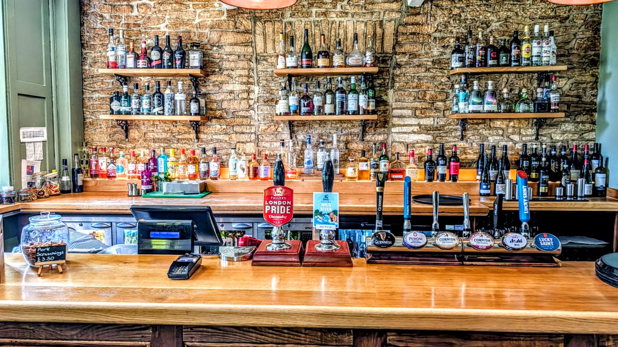 Bar. (Bar). Published on 24-05-2026
