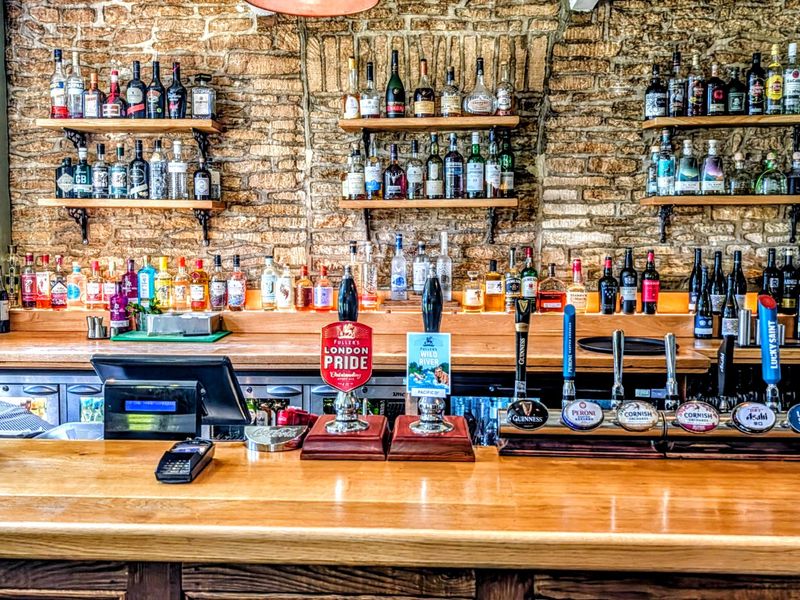 Bar. (Bar). Published on 24-05-2026 