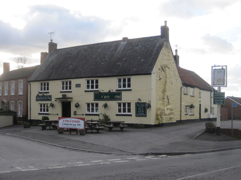 Mariners Arms - Berkeley. (Pub, External). Published on 19-10-2013