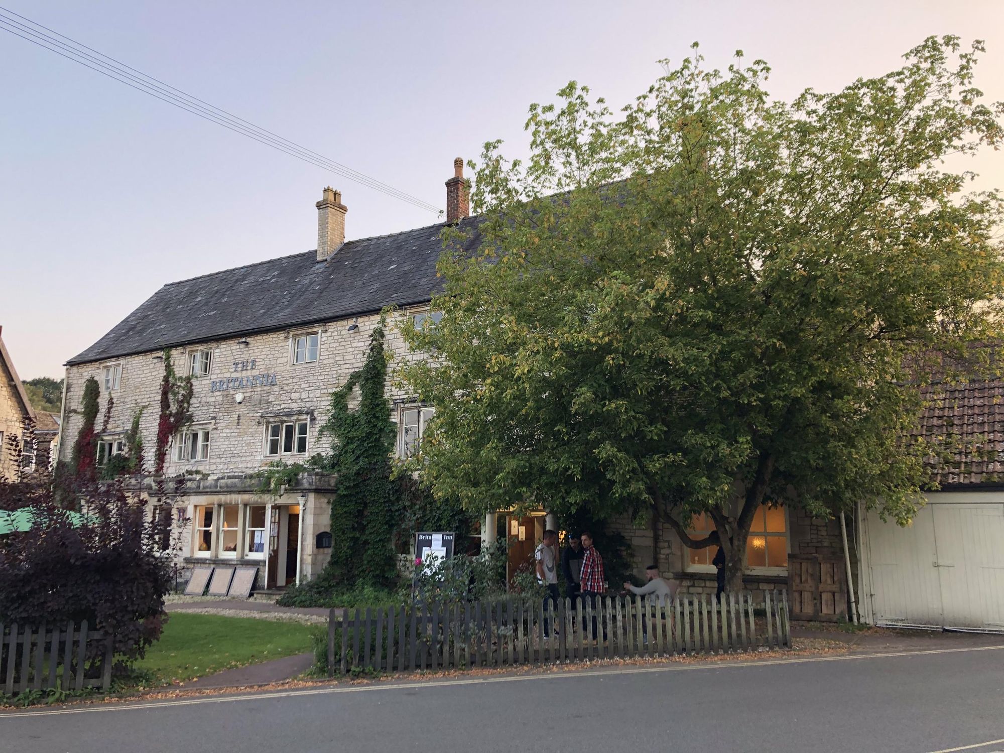 Frontage view from the road. (Key). Published on 23-09-2020