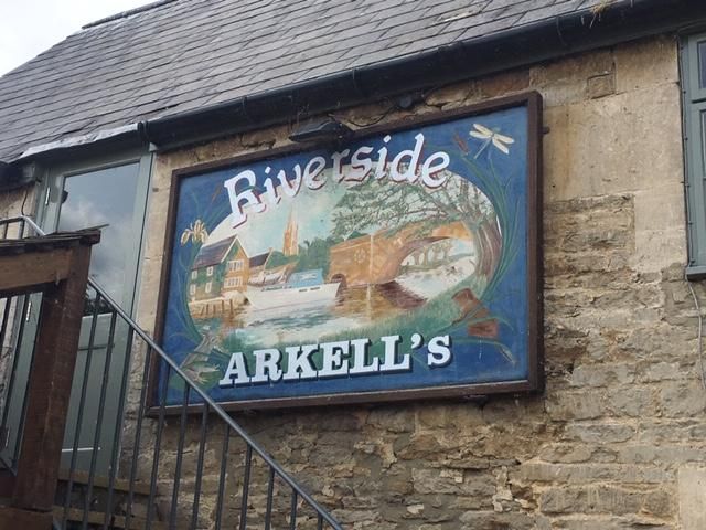 (Pub, External, Sign). Published on 23-12-2018