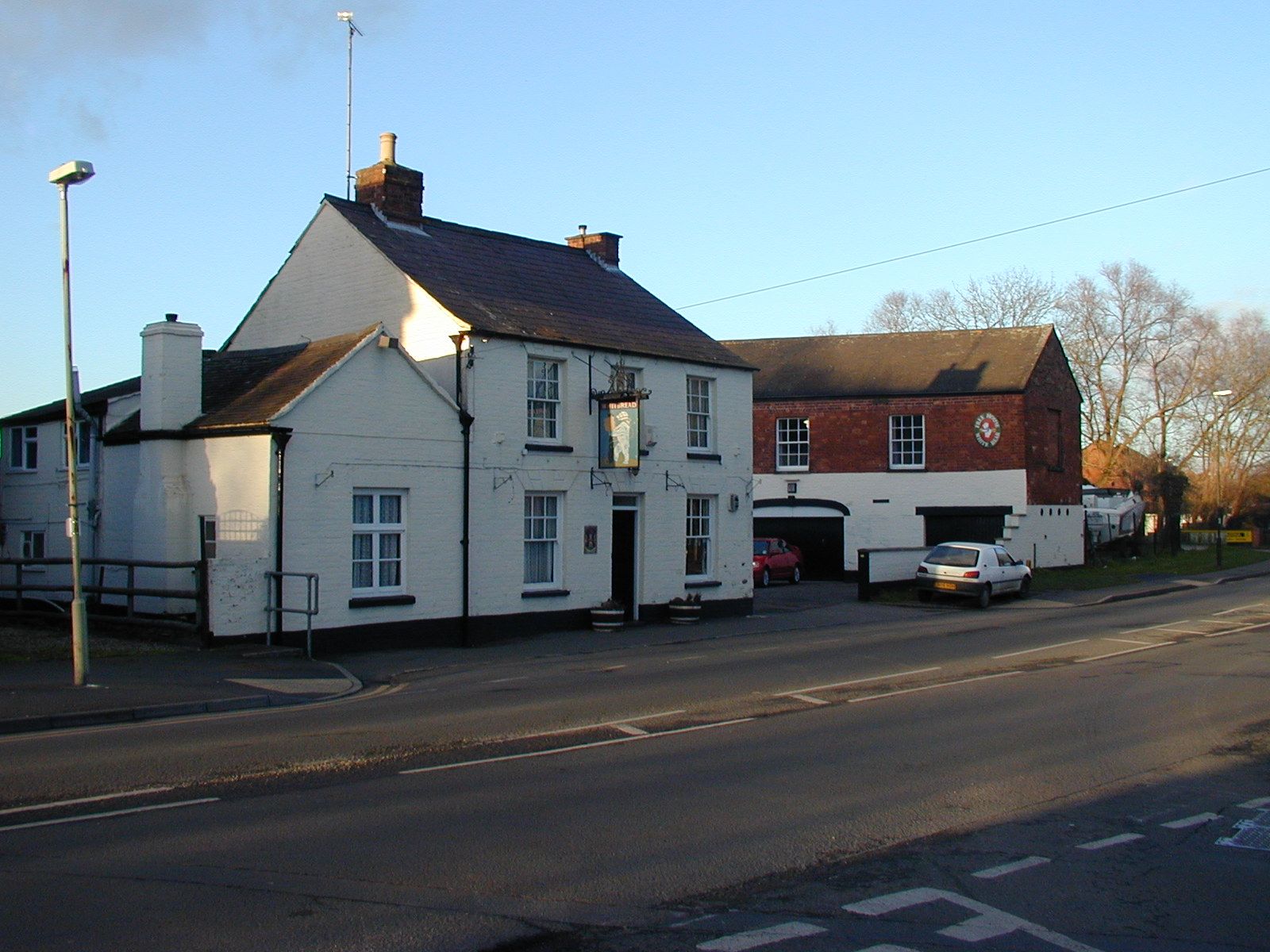 White Bear - Tewkesbury. (Pub, External). Published on 14-03-2015