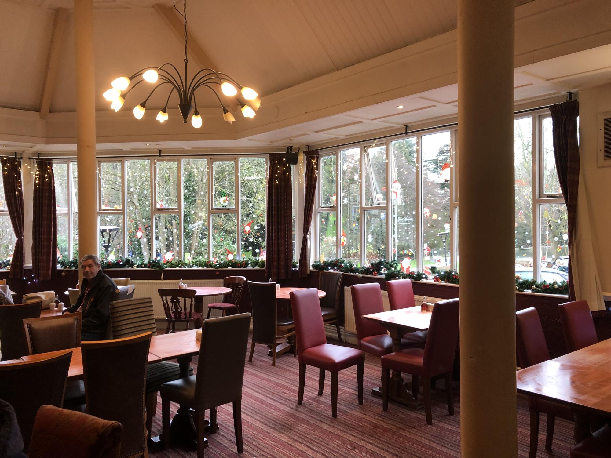 Bright front restaurant area. Published on 25-12-2023
