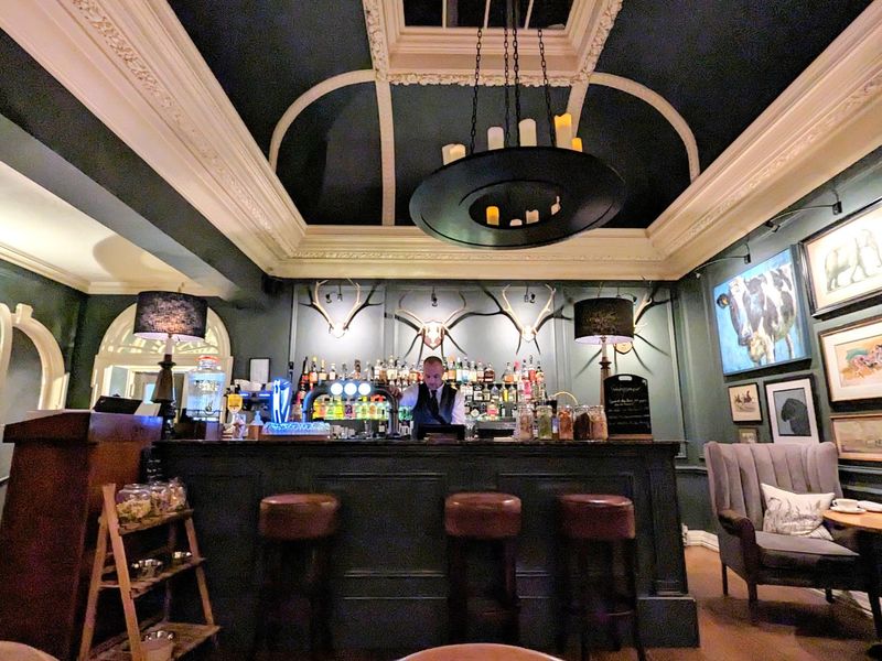 Main Bar. (Pub). Published on 30-09-2025 