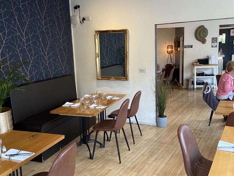 (Restaurant). Published on 02-05-2023 