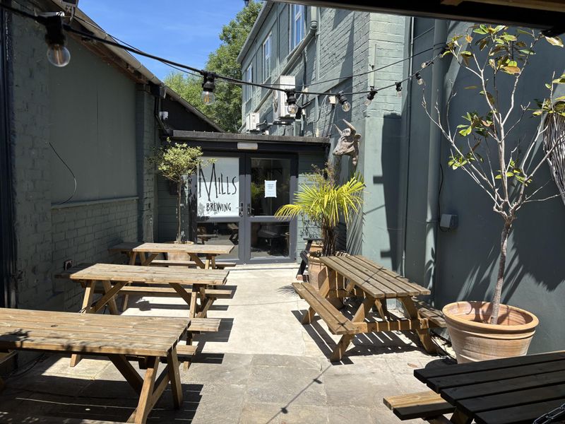 Courtyard. (External, Garden). Published on 07-10-2026
