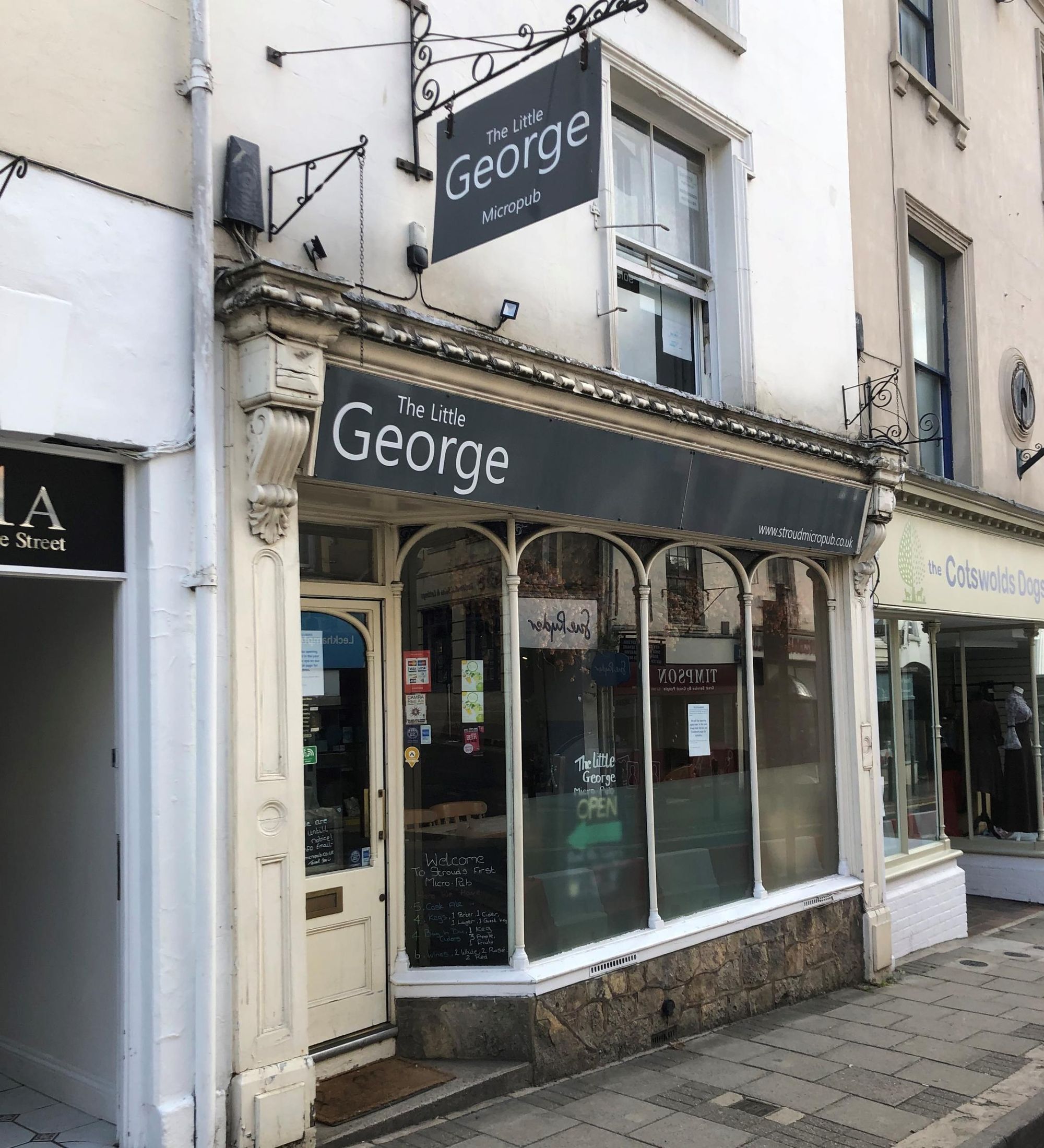 Frontage from the road. (Pub, External, Sign, Key). Published on 17-07-2020