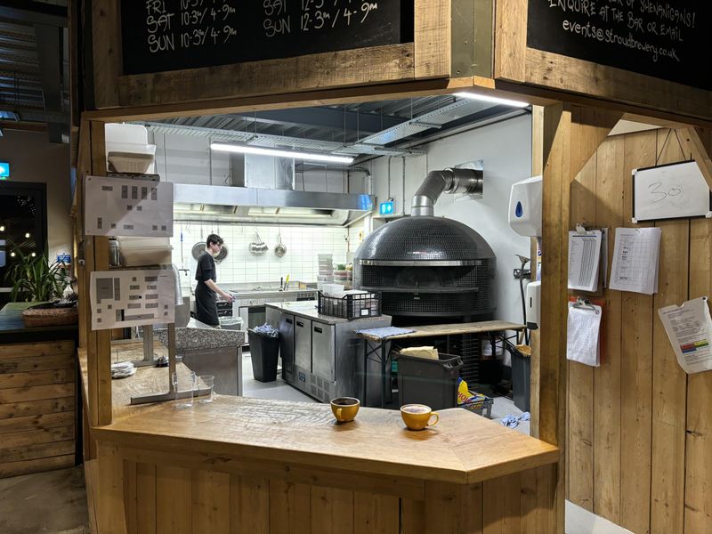 Kitchen with Pizza Oven. Published on 20-01-2025 