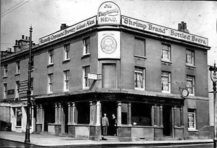 In old Shrimp Brand livery. (Pub, External). Published on 20-10-2017