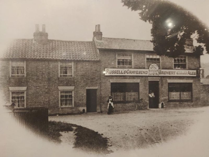 Russell's livery. (Pub, External). Published on 25-08-2020