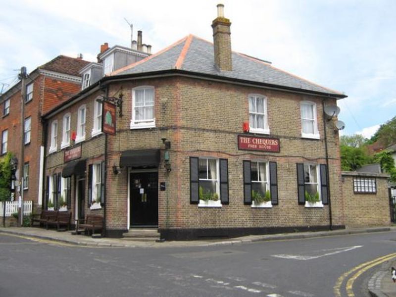 Street corner frontage. (Pub, External, Key). Published on 08-10-2013