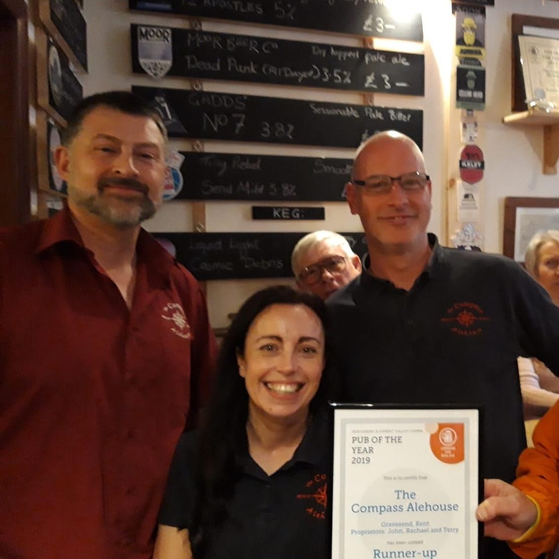 2019 local branch Pub of the Year award presentation. (Publican, Branch, Award). Published on 24-07-2024