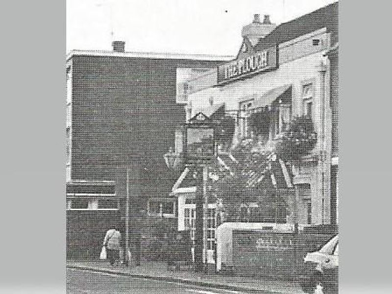 A former livery. (Pub, External). Published on 13-01-2024