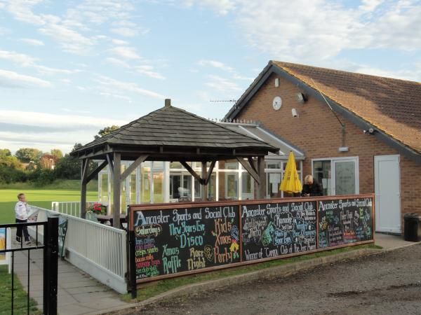 (Pub, External, Garden). Published on 12-03-2013
