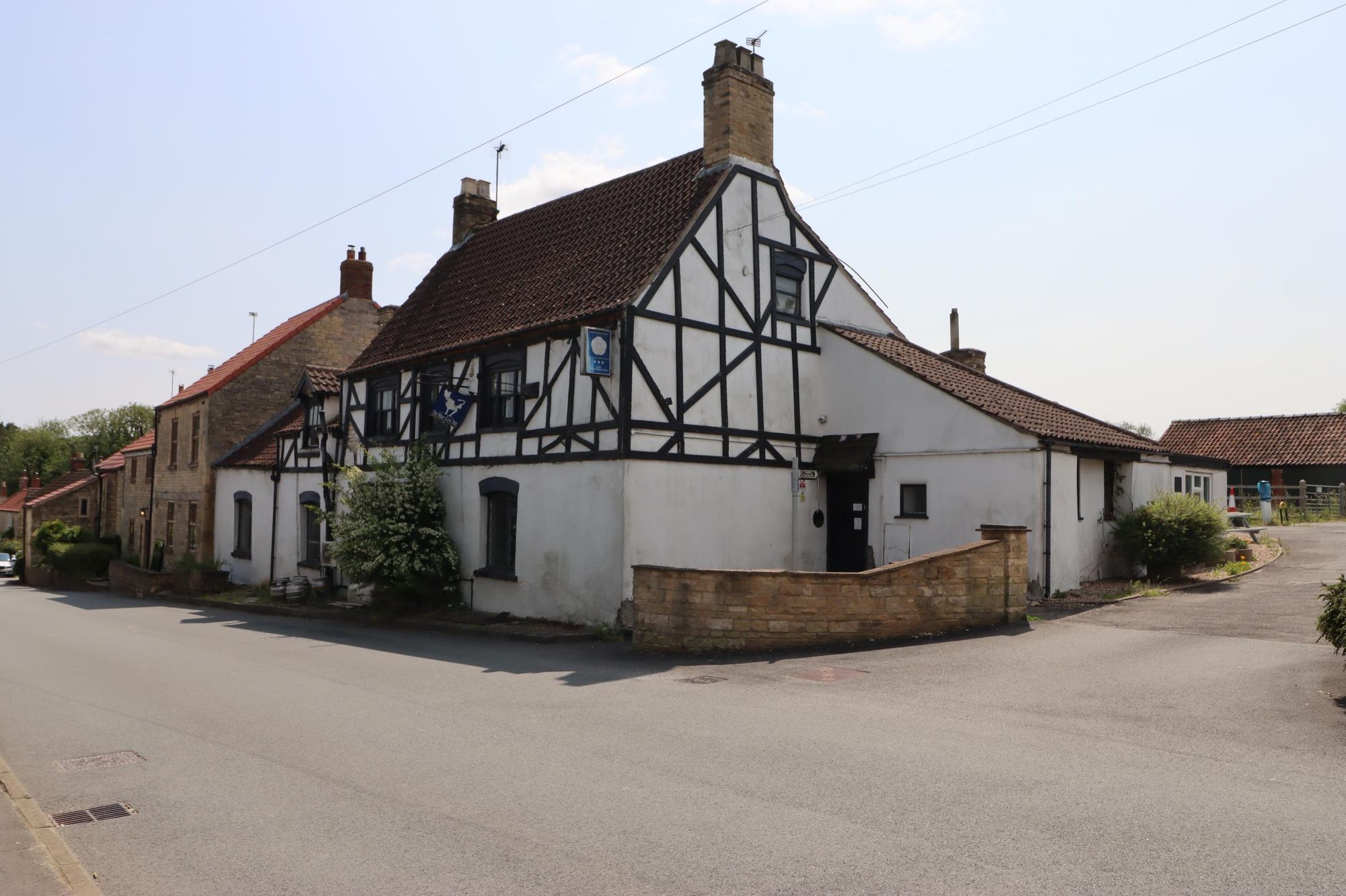 (Pub, External, Key). Published on 10-06-2025