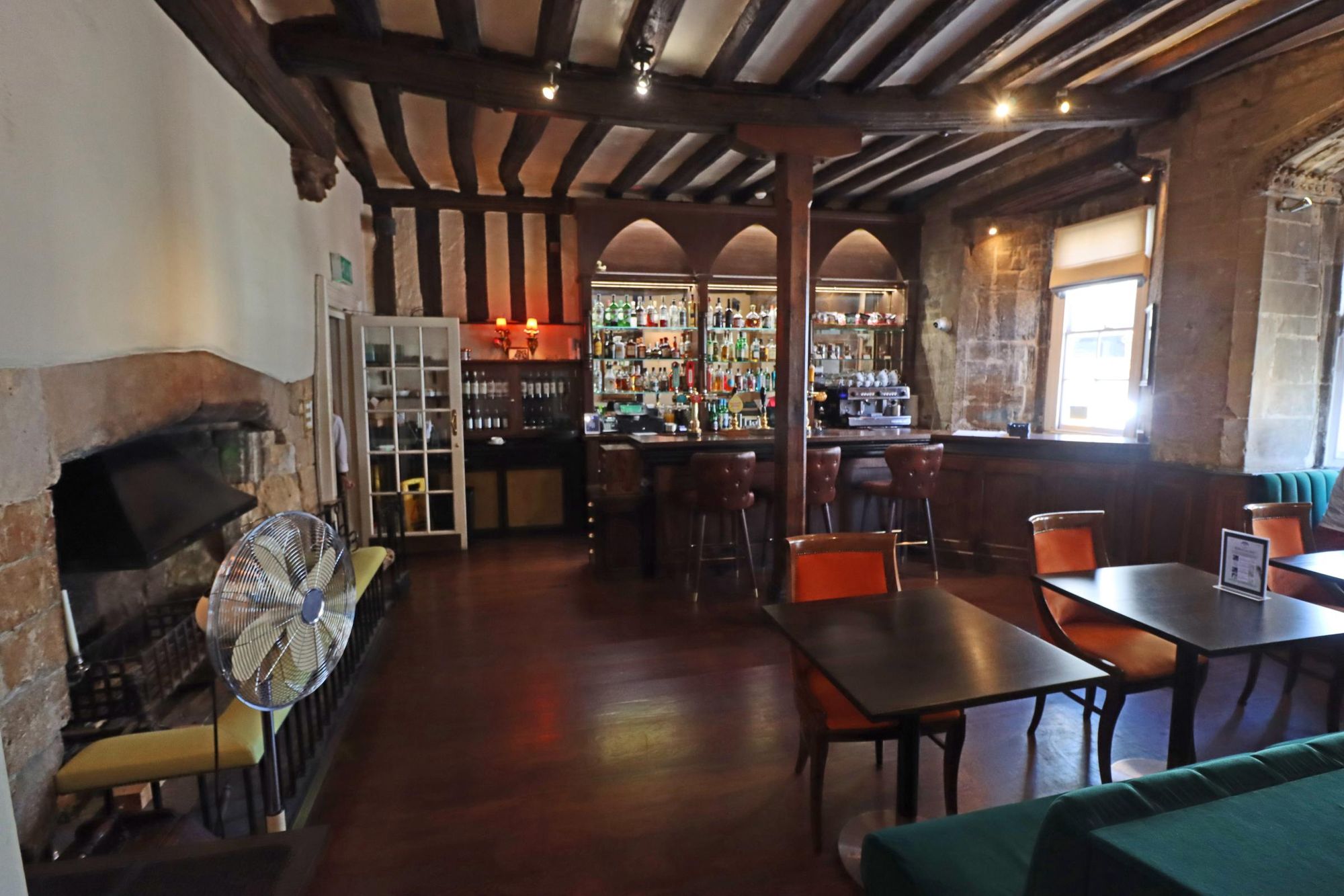 Main Bar. (Pub, Bar). Published on 17-07-2024