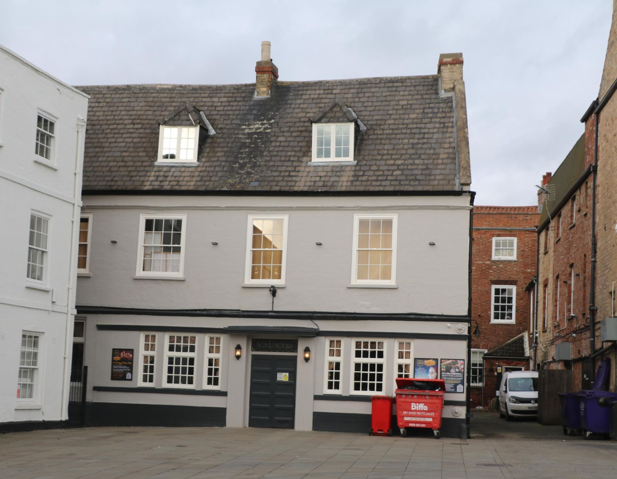 (Pub, External, Key). Published on 16-01-2025