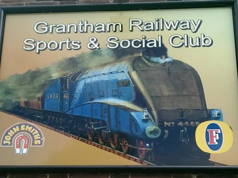 Grantham Railway Club. (Sign). Published on 26-11-2014