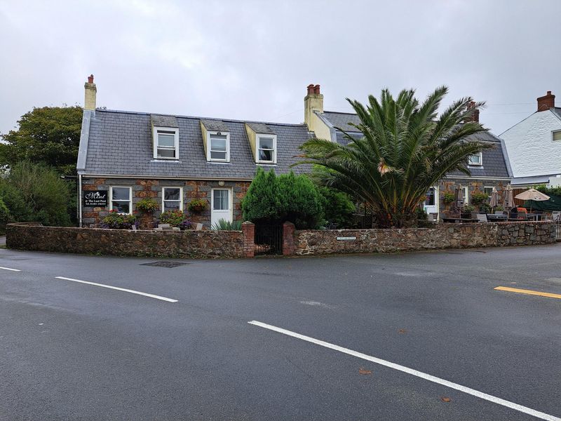 The Last Post, St Andrew (Photo: Ralph Warrington - 08/09/2024). (Pub, External). Published on 25-09-2024 